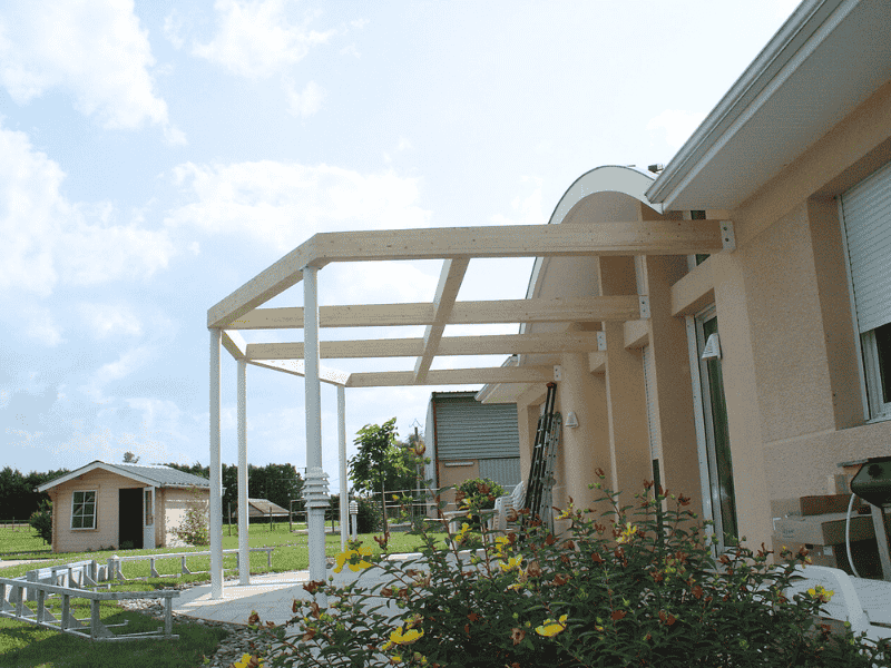 Pergolas en bois et aluminium réalisée par Aluminium Habitat à Pau
